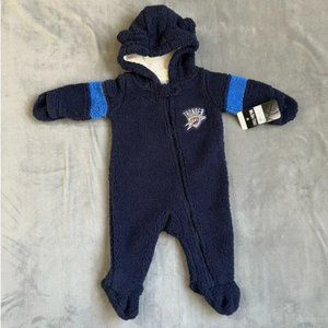 NBA Oklahoma City Thunder Baby Boys' Sherpa Sleeper Blue 3-6 Months